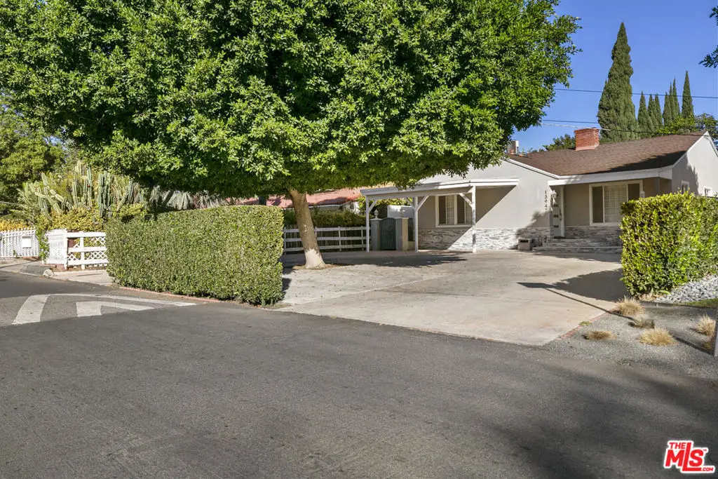 13947 Archwood Street, Van Nuys, CA 91405 - Image #1