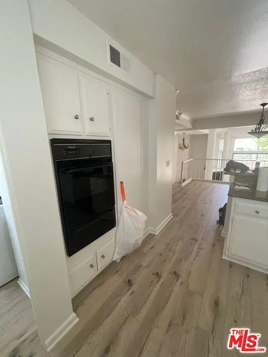 4305 Redwood Avenue #10, Marina Del Rey, CA 90292 - Image #3