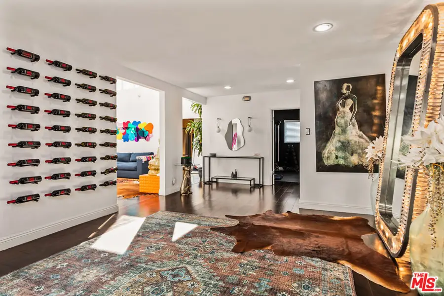 5154 Don Pio Drive, Woodland Hills, CA 91364 - #3