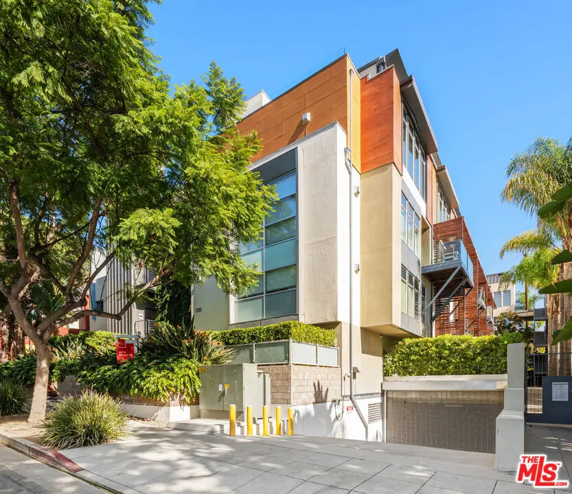 1250 North N Harper Avenue #401, West Hollywood, CA 90046 - Image #3