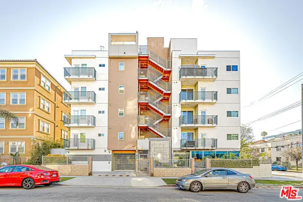 903 S New Hampshire Avenue #303, Los Angeles, CA 90006