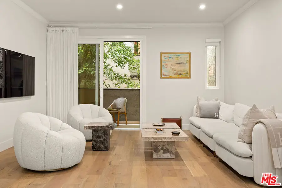 9000 Cynthia Street #302, West Hollywood, CA 90069 - Image #3