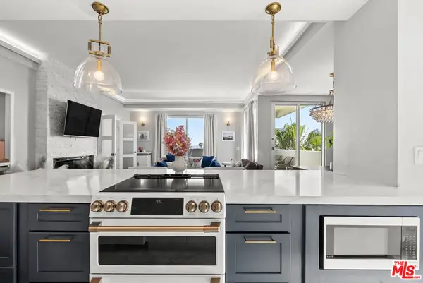 7250 Franklin Avenue #616, Los Angeles, CA 90046