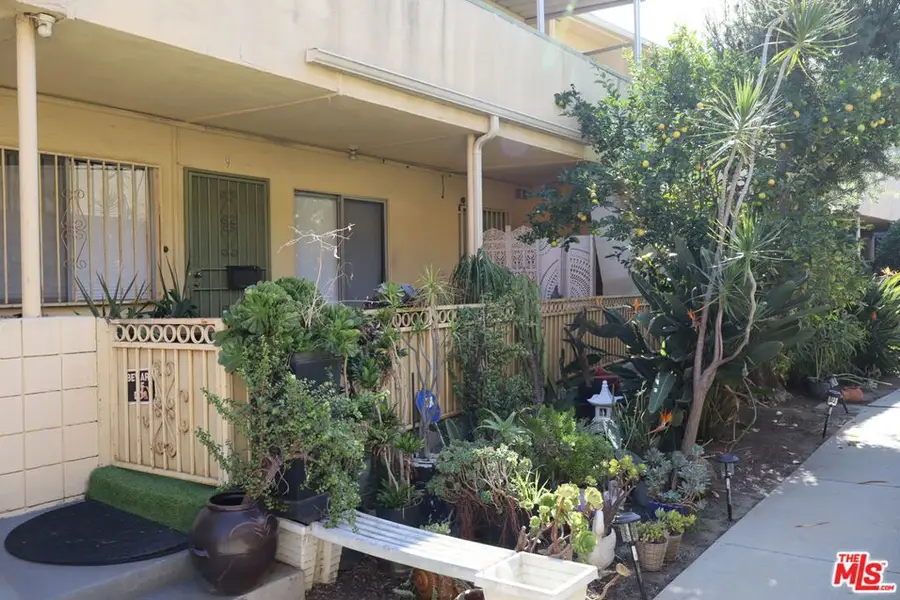 4058 Ursula Avenue #9, Los Angeles, CA 90008 - #2