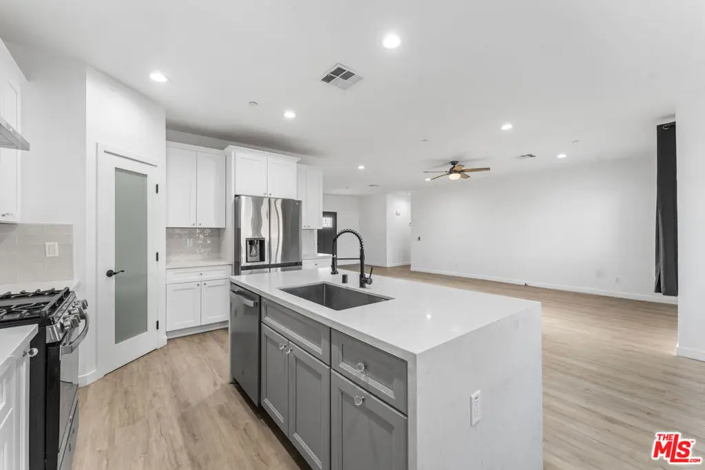 8749 Holly Avenue, California City, CA 93505 - Image #1