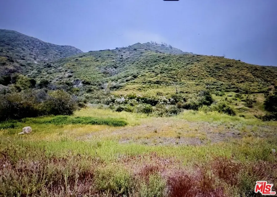 34134 Mulholland Highway, Malibu, CA 90265 - Image #2
