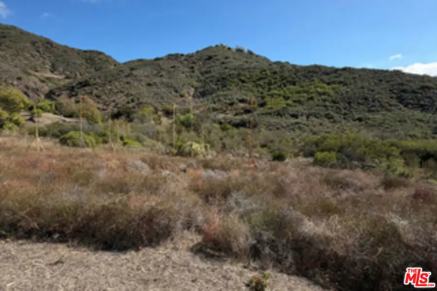 34134 Mulholland Highway, Malibu, CA 90265 - Image #3