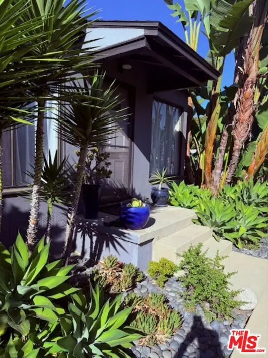 1927 Butler Avenue, Los Angeles, CA 90025 - Image #3