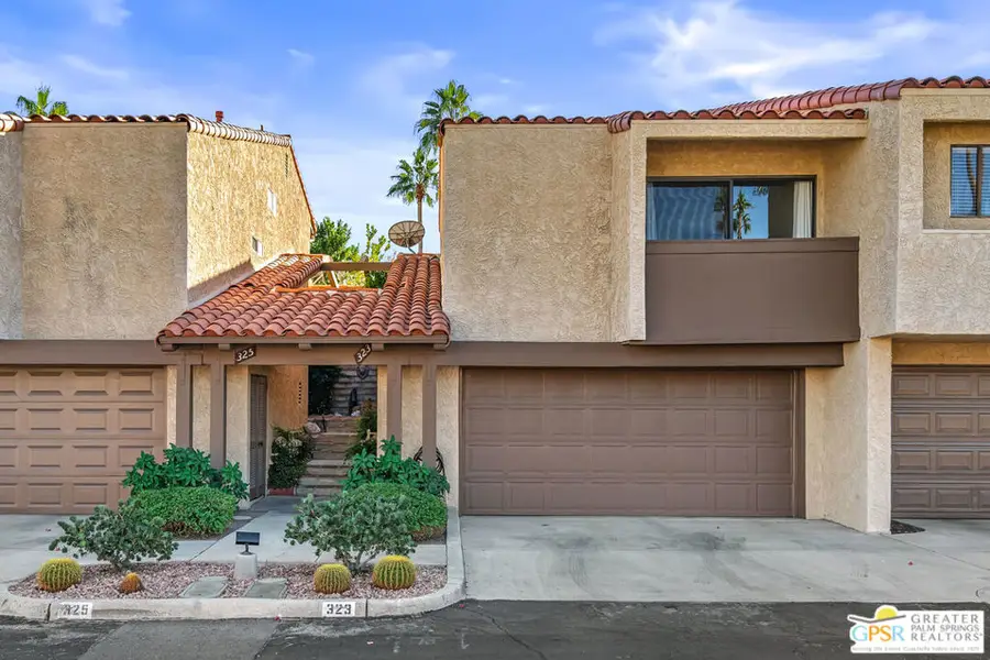 323 S Calle Jasmin, Palm Springs, CA 92262 - Image #2