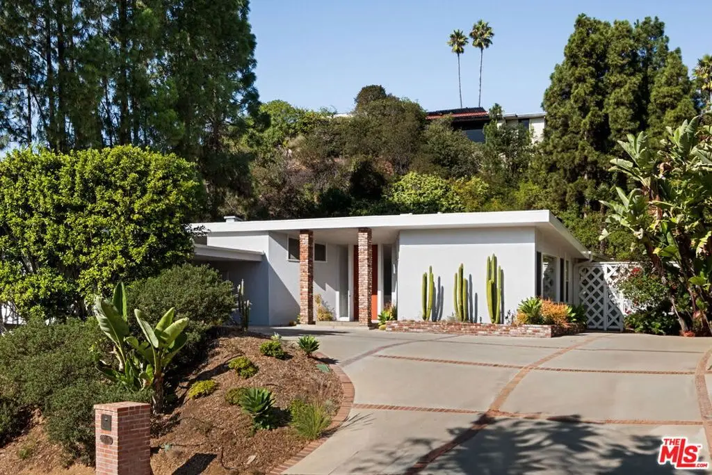 2335 San Ysidro Drive, Beverly Hills, CA 90210 - Image #1