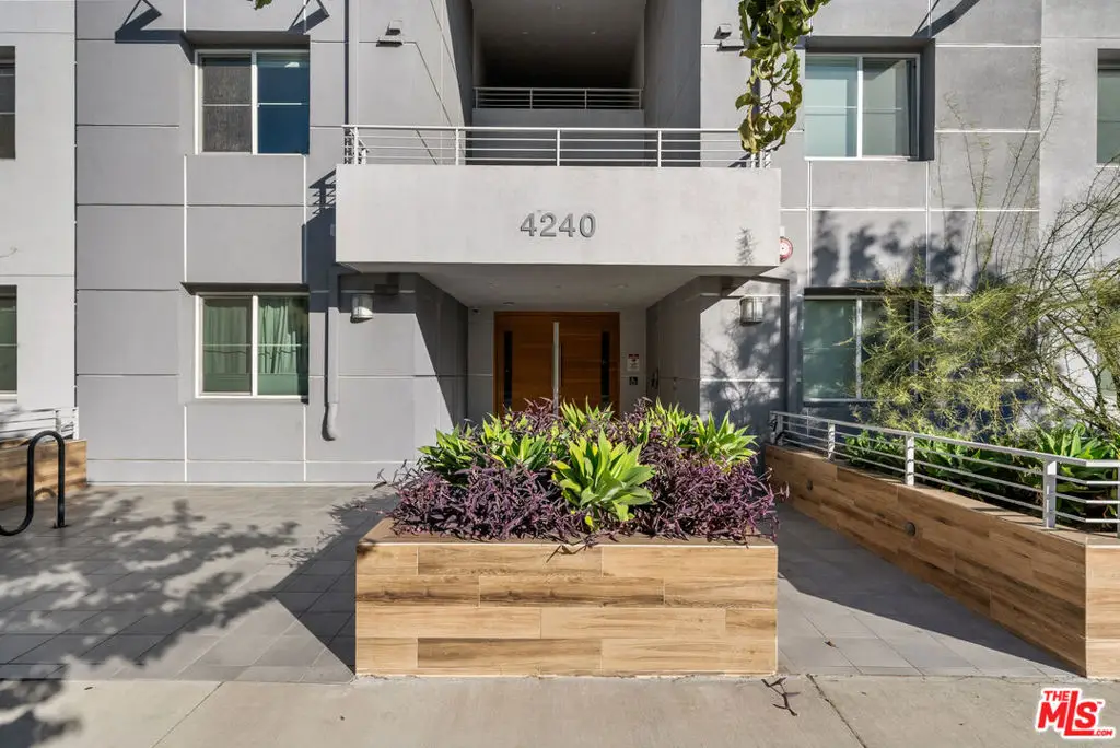 4240 Laurel Canyon Boulevard #401, Studio City, CA 91604 - Image #1