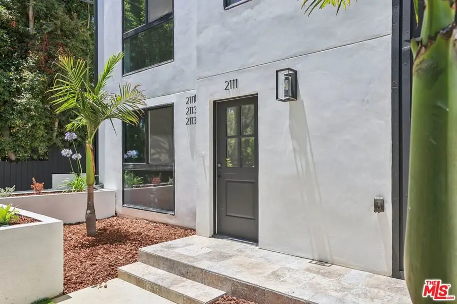 2113 Holly Drive, Los Angeles, CA 90068 - Image #2