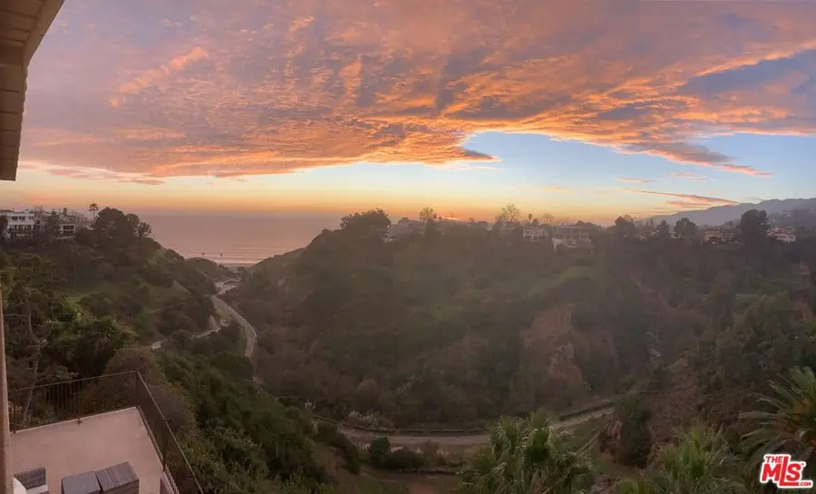 515 Muskingum Avenue, Pacific Palisades, CA 90272 - #2