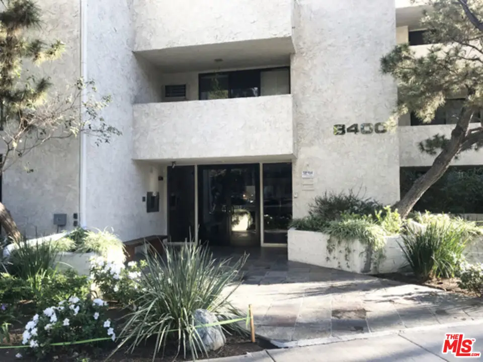 8400 De Longpre Avenue #104, West Hollywood, CA 90069 - #1