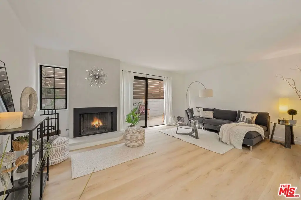 1532 9th Street #2, Santa Monica, CA 90401 - Image #1