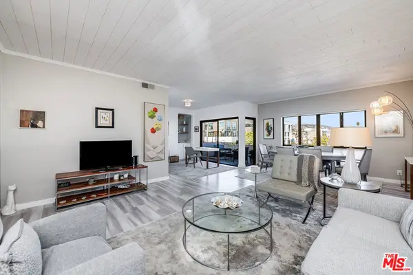 647 Wilcox Avenue #3G, Los Angeles, CA 90004