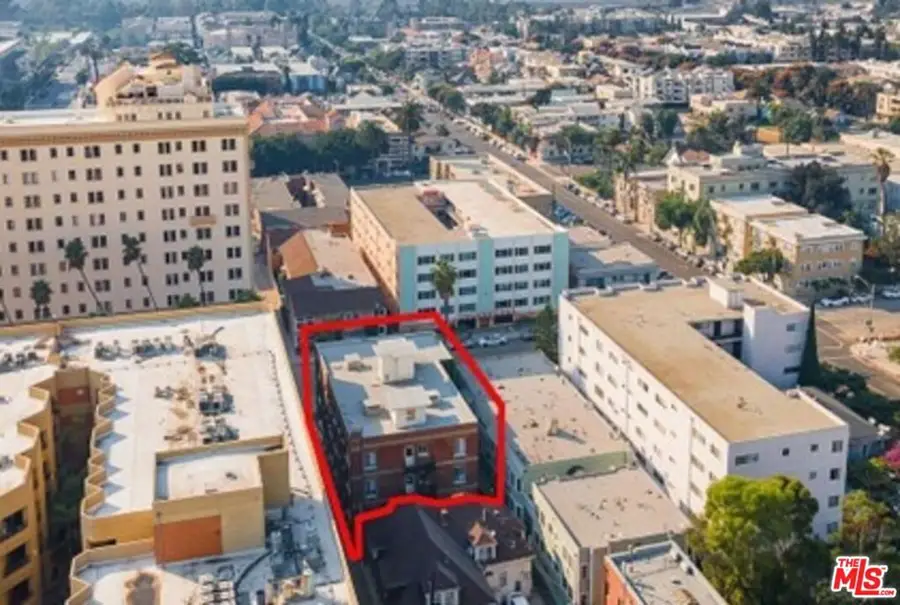 330 Cedar Avenue, Long Beach, CA 90802 - #2