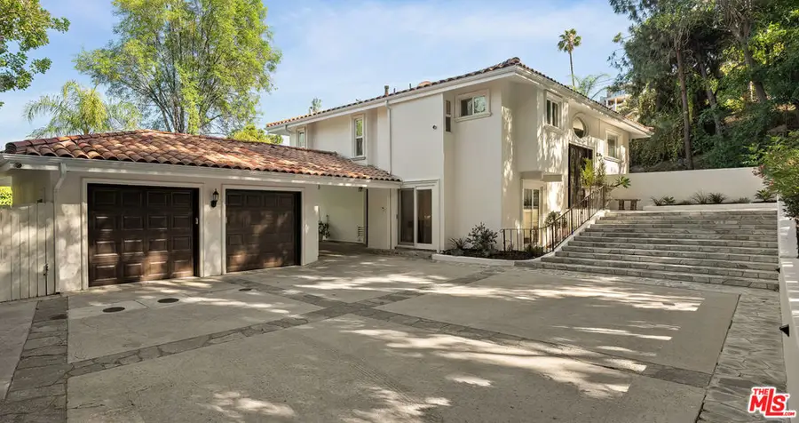 4807 Brewster Drive, Tarzana, CA 91356 - #3