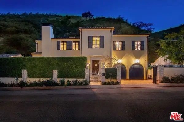 1445 N Bundy Drive, Los Angeles, CA 90049