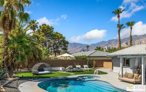 932 N Camino Condor, Palm Springs, CA 92262