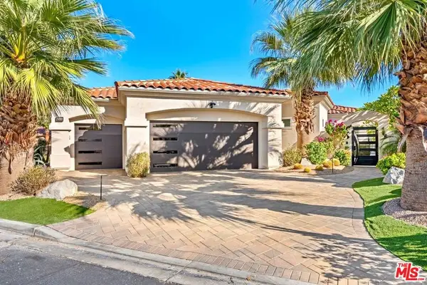 580 Elk Clover Circle, Palm Desert, CA 92211