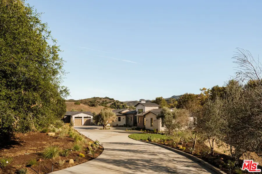 26721 Mulholland Highway, Calabasas, CA 91302 - Image #2