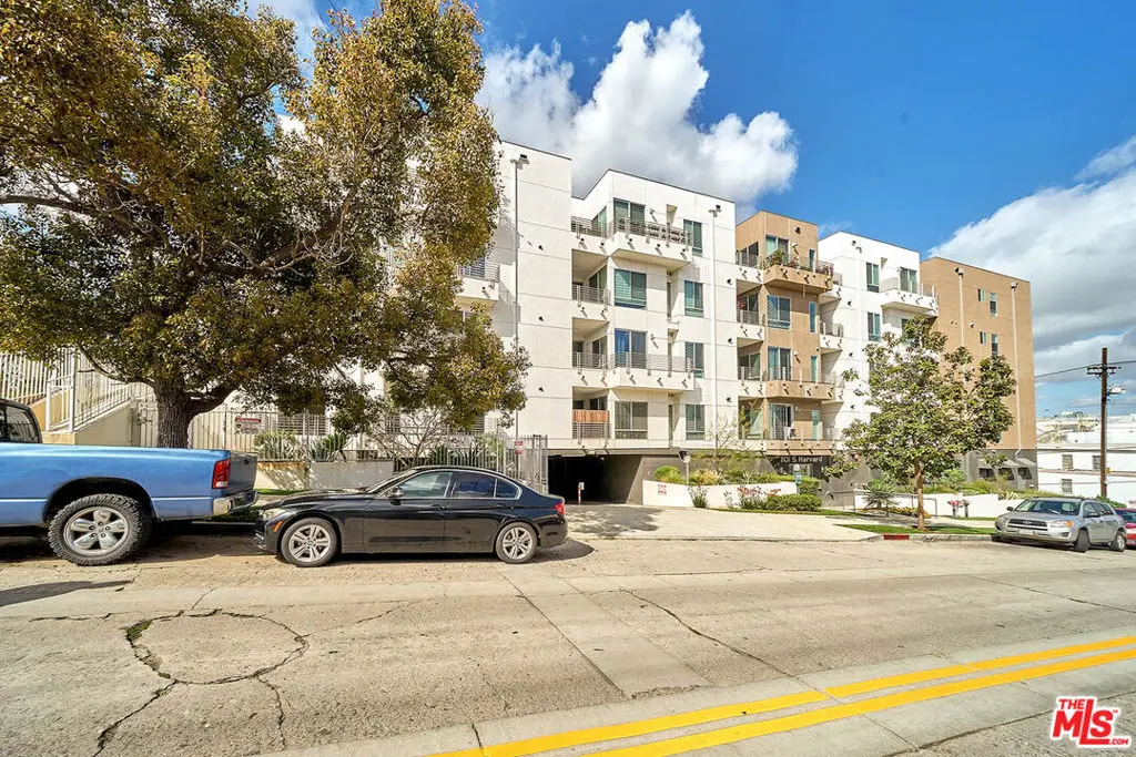 1101 S Harvard Boulevard #306, Los Angeles, CA 90006 - Image #1