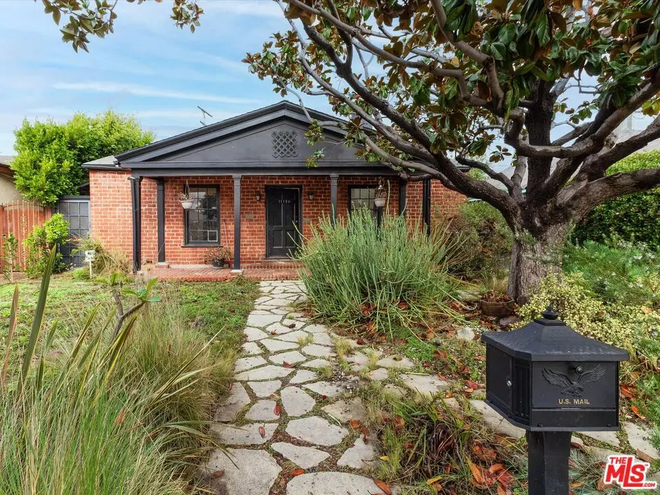 11729 Tennessee Avenue, Los Angeles, CA 90064 - Image #1