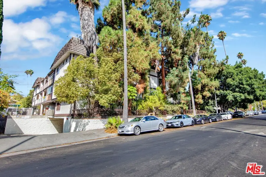 1559 Winona Boulevard #D2, Los Angeles, CA 90027 - Image #2