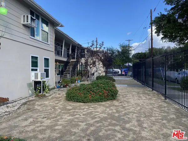 11903 Vanowen Street, North Hollywood, CA 91605