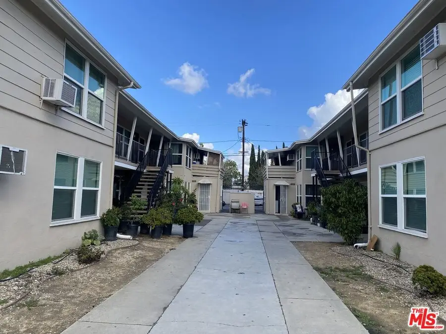 11903 Vanowen Street, North Hollywood, CA 91605 - #2