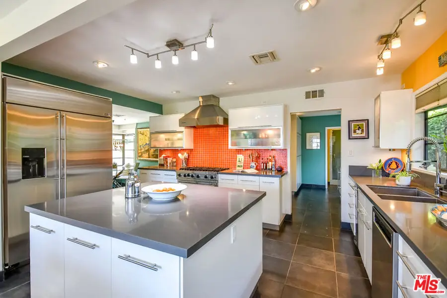 3540 Willowcrest Avenue, Studio City, CA 91604 - Image #3