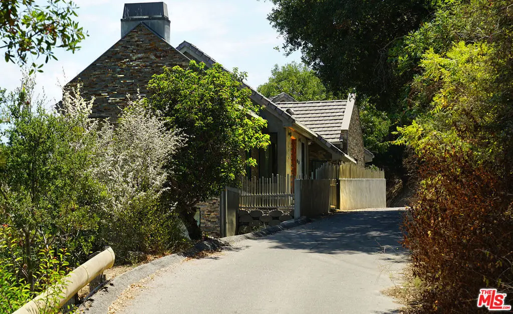 10110 Cielo Drive, Beverly Hills, CA 90210 - Image #1