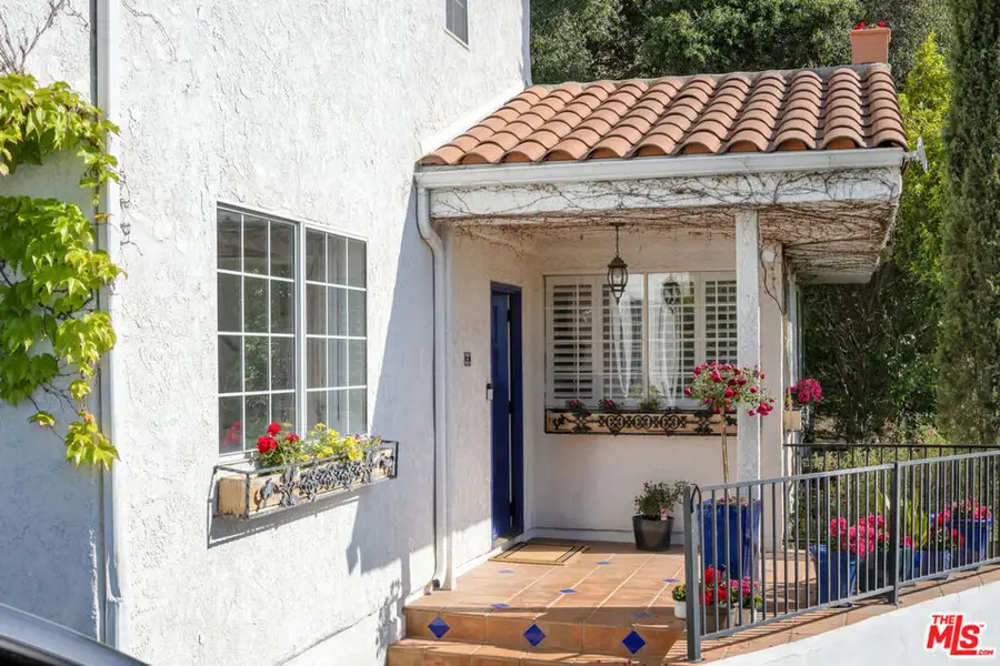 9732 Rotta Avenue, Sunland, CA 91040 - Image #3