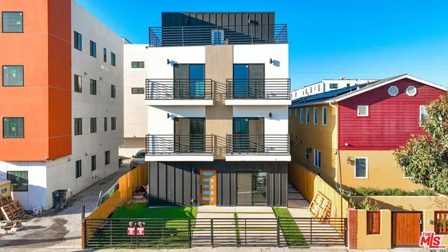 1359 W 35th Place, Los Angeles, CA 90007 - Image #2