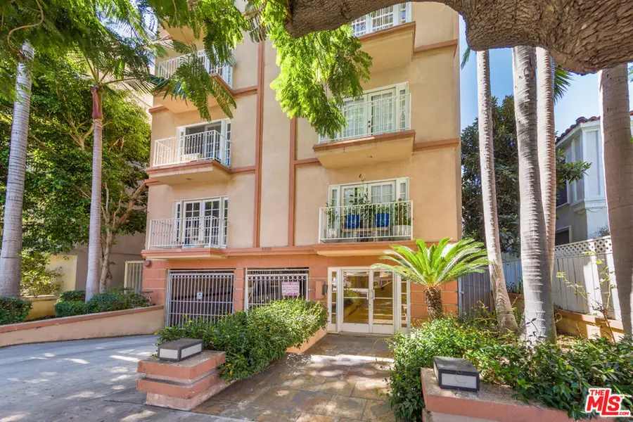 2205 S Bentley Avenue #302, Los Angeles, CA 90064 - Image #2