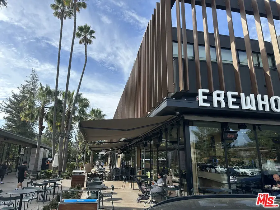 12752 Halkirk Street, Studio City, CA 91604 - Image #3