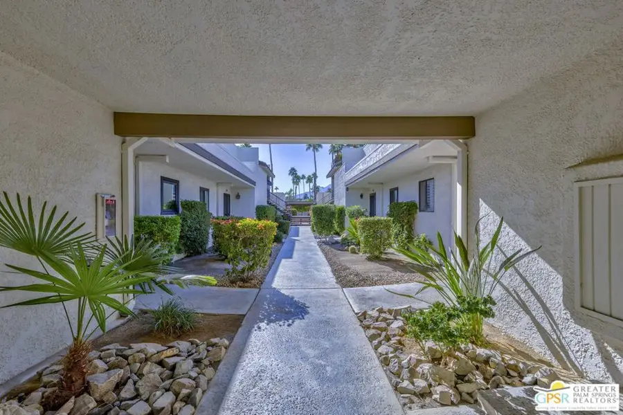 1150 E Palm Canyon Drive #39, Palm Springs, CA 92264 - Image #2