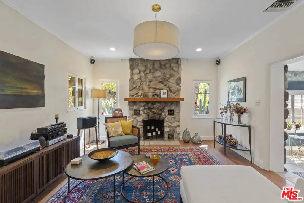 840 Country Club Drive, Burbank, CA 91501 - Image #1