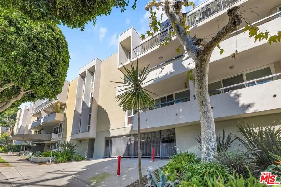 8535 W West Knoll Drive #111, West Hollywood, CA 90069 - #2