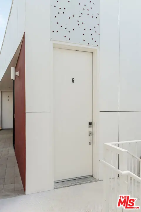 1253 N Sweetzer Avenue #6, West Hollywood, CA 90069 - Image #3