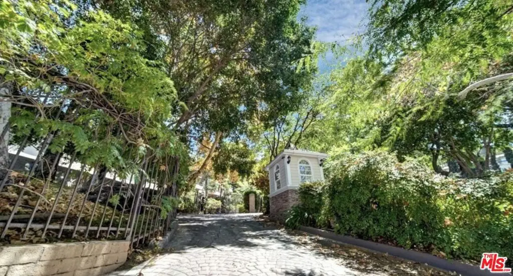 2700 Cahuenga Boulevard #2205, Los Angeles, CA 90068 - #1