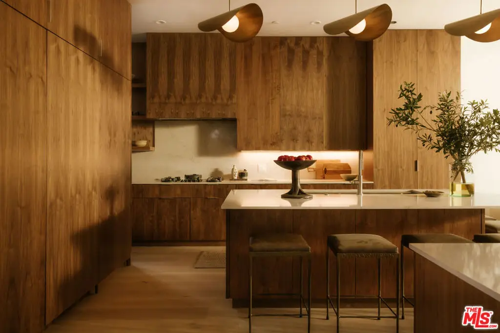 8906 Hubbard Street, Culver City, CA 90232 - Image #1