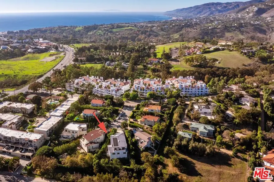 28935 W Beach Lane, Malibu, CA 90265 - #2