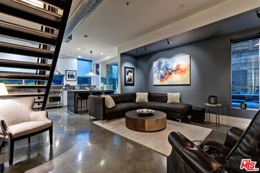 1137 Hacienda Place #104, West Hollywood, CA 90069 - Image #2