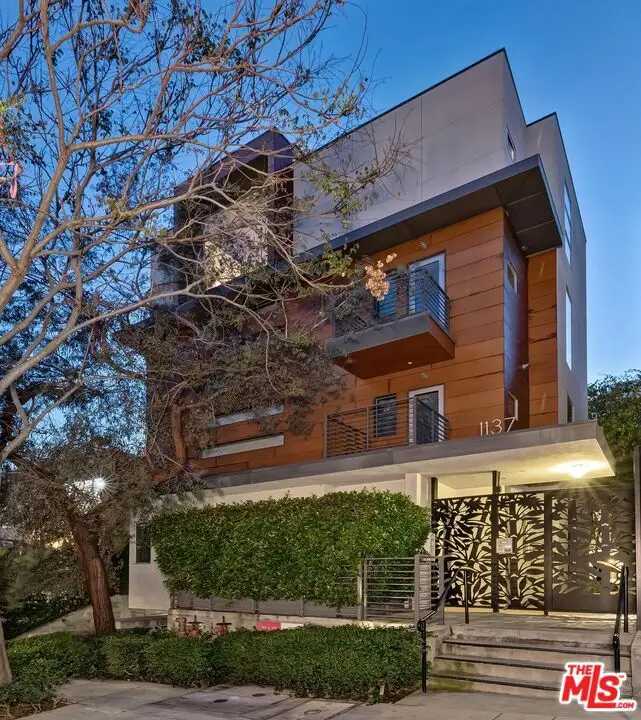 1137 Hacienda Place #104, West Hollywood, CA 90069 - Image #3