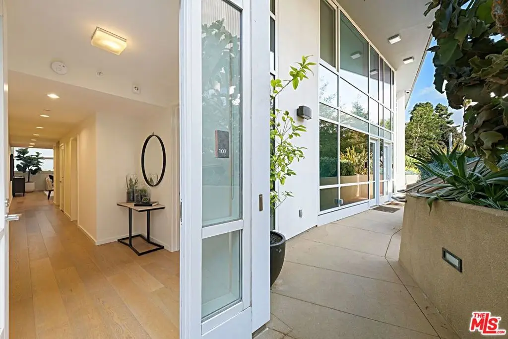 1705 Ocean Ave #107, Santa Monica, CA 90401 - #1