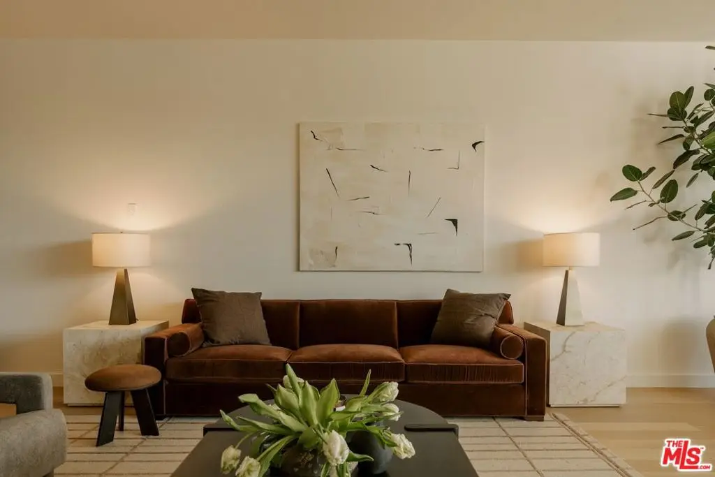 702 N Doheny Drive #101, West Hollywood, CA 90069 - Image #1