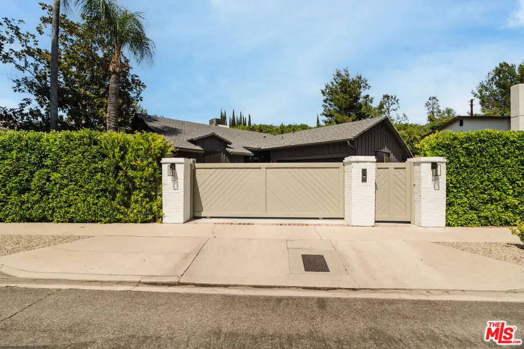 13211 Cumpston Street, Sherman Oaks, CA 91401 - Image #1