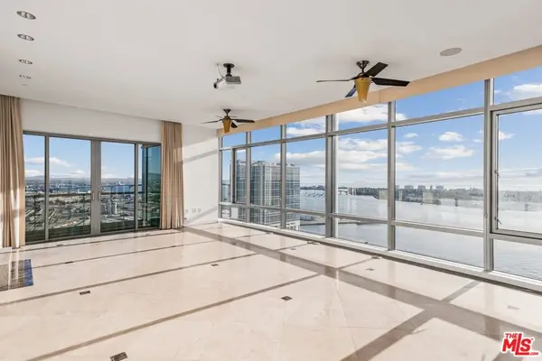 165 6th Avenue #2803, San Diego, CA 92101